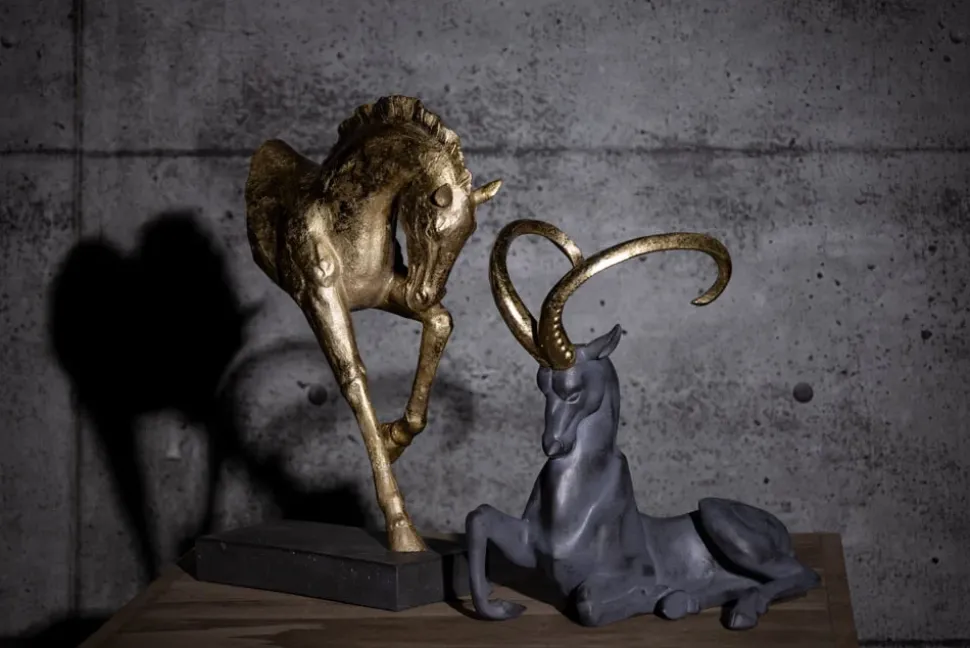 Cheval or décoratif, 17 x 11″