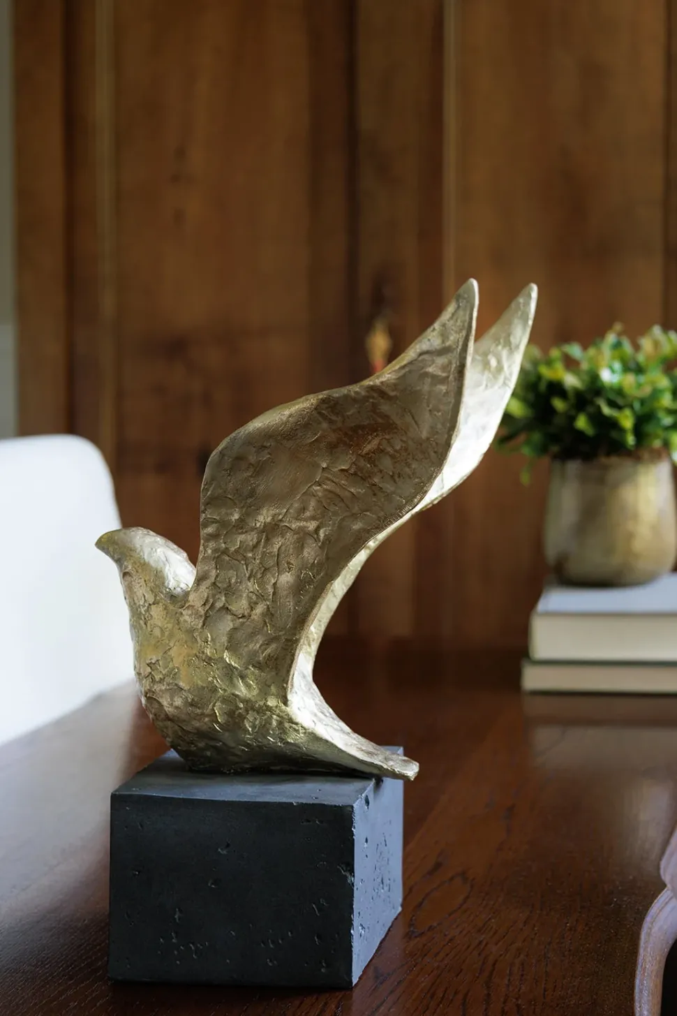 Decorative golden dove, 14 x 11,5″