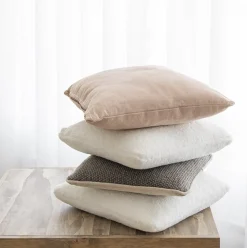 Light pink cushion, 19,5 x 19,5″