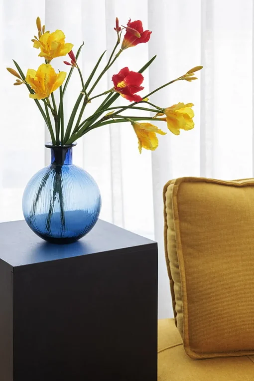 Real-touch artificial yellow hemerocallis, 30″